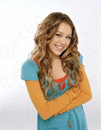 mileycyruscommodelingset23016.jpg